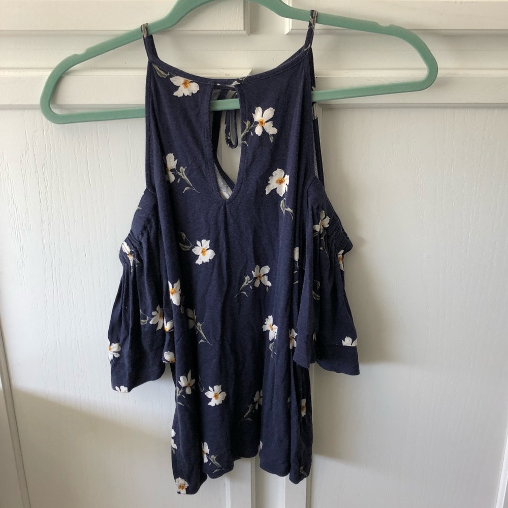 American Eagle Top